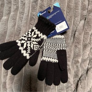 Isotoner Signature Women's Chenille Snowflake Gloves